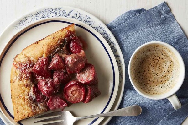 Moravian fruit coffeecake