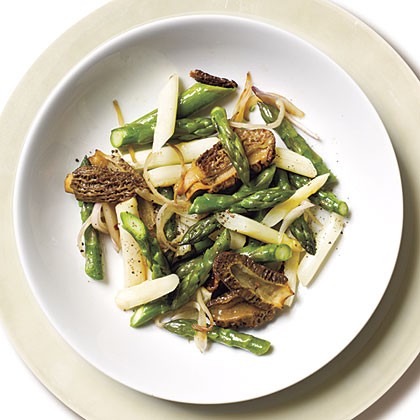 Morel mushroom and asparagus sauté