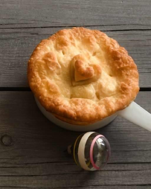 Mormor's lamb-shank pies