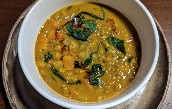 Moroccan anti-inflammatory lentil soup