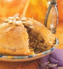 Moroccan chicken and almond pie (B'stilla)