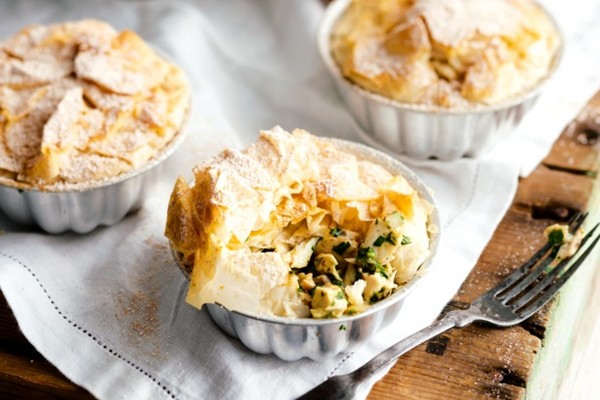 Moroccan chicken pie (B'stilla)