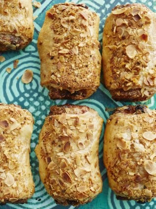 Moroccan chicken sausage rolls