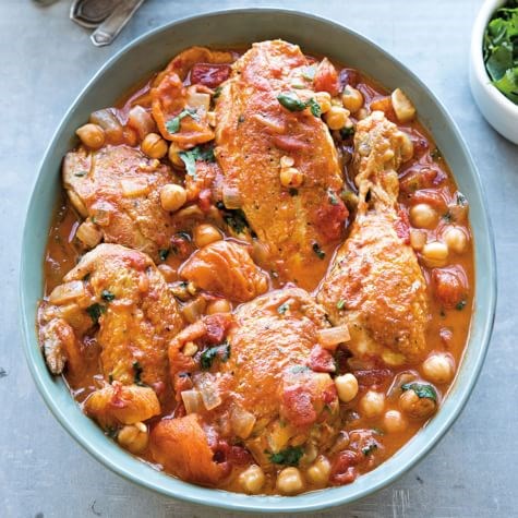 Moroccan chicken with chickpeas and dried apricots