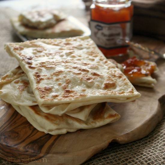Moroccan flat bread (Rghaïf)