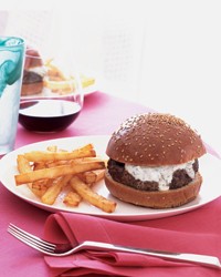 Moroccan lamb burgers with mint-yogurt sauce