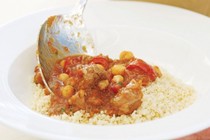 Moroccan lamb with cinnamon and apricots