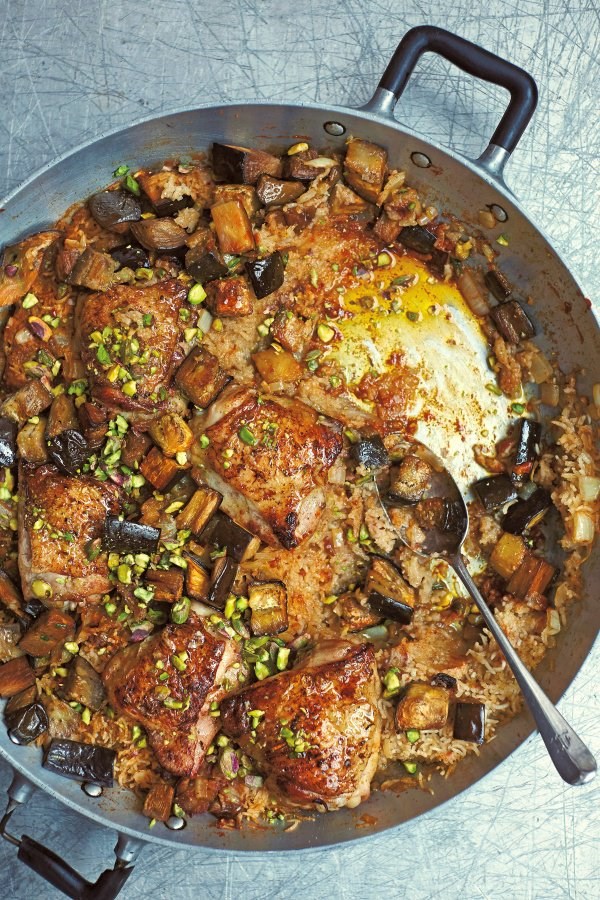 Moroccan-spiced chicken with dates and aubergines 