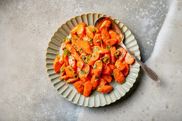 Moroccan-spiced glazed carrots