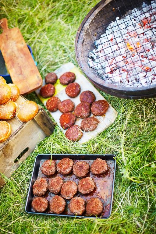 Moroccan-style lamb burgers