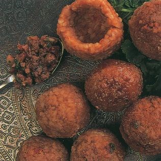 Mother-in-law's meatballs (Icli kofte)