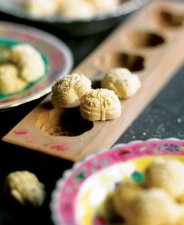 Moulded ground mung bean cookies (Kueh koya)