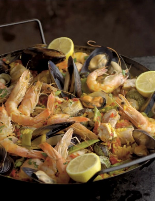 MoVida paella (Paella de MoVida)