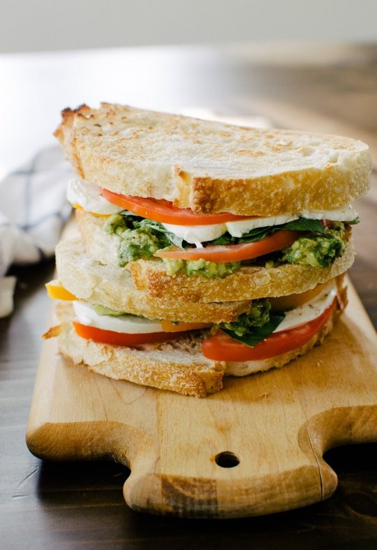 Mozzacado sandwich