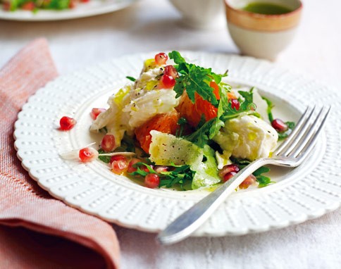 Mozzarella & winter fruit salad