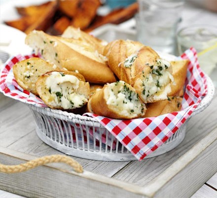 Mozzarella and basil bread