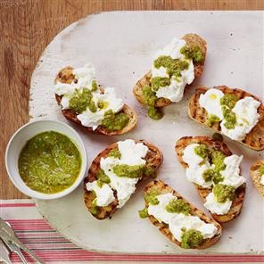 Mozzarella bruschetta with rocket drizzle