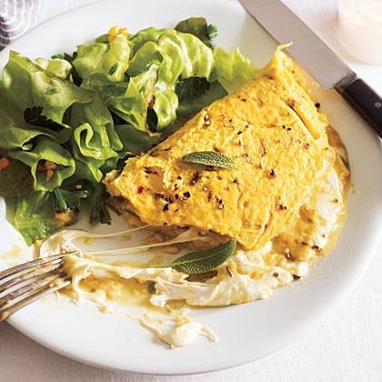 Mozzarella omelet with sage and red chile flakes