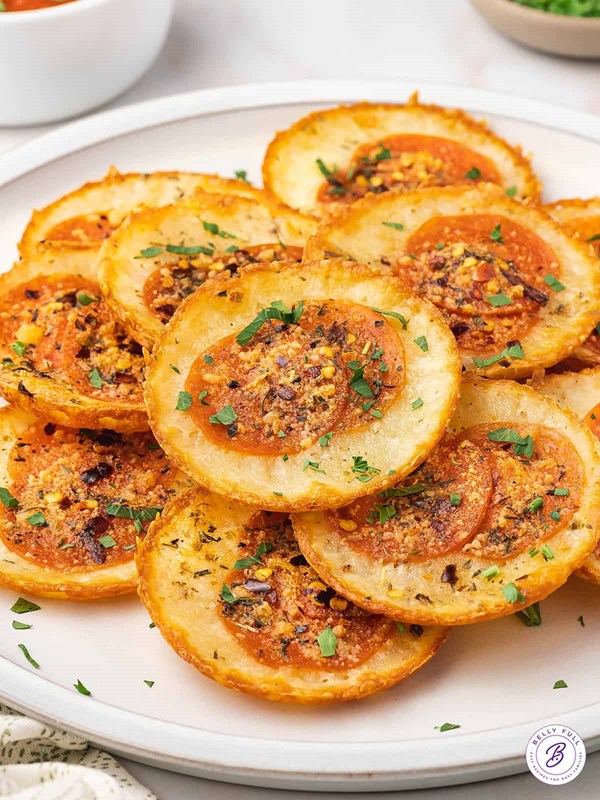 Mozzarella pizza chips