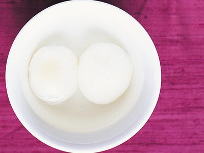 Mr. Lai's glutinous rice balls with sesame stuffing (Lai tangyuan)