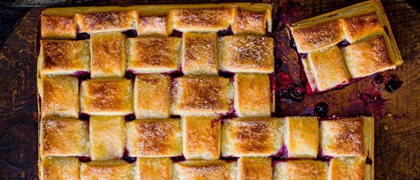 Mucky-mouth slab pie