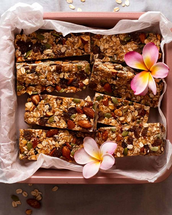 Muesli bars (granola bars)