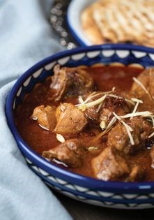 Mughlai meat curry (Qorma)