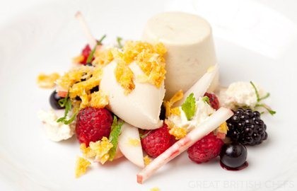 Mugwort panna cotta, blowtorched berries, whipped cream, roast peach ice cream and honeycomb