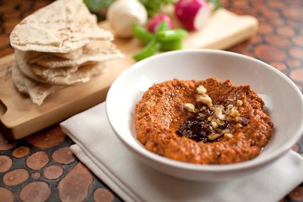 Muhammara: red pepper and walnut purée