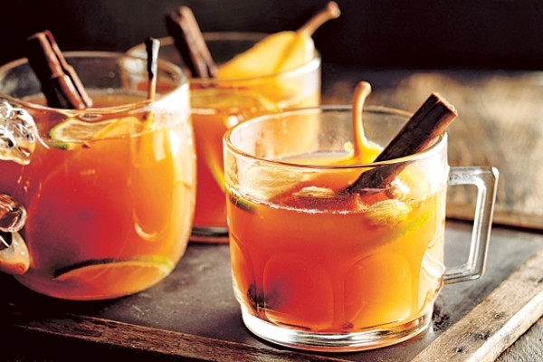 Mulled pear & ginger rum