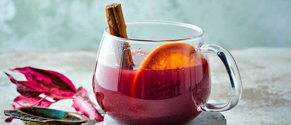 Mulled tea punch