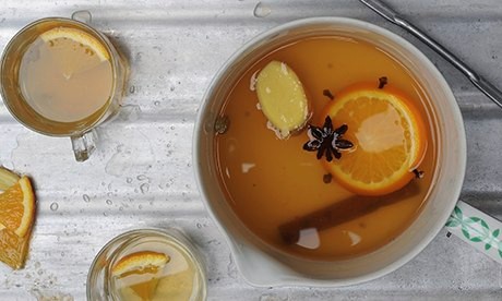Mulled white wine