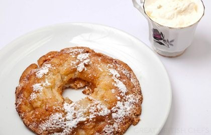 Mum's apple torte