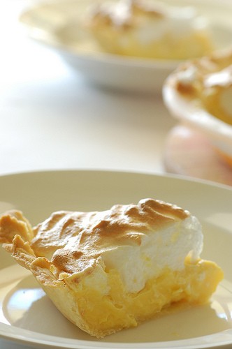 Mum's legendary lemon meringue pie