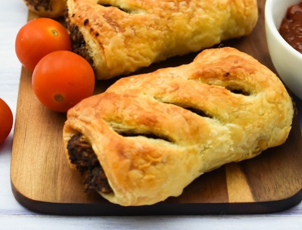  Mushroom & chestnut sausage rolls