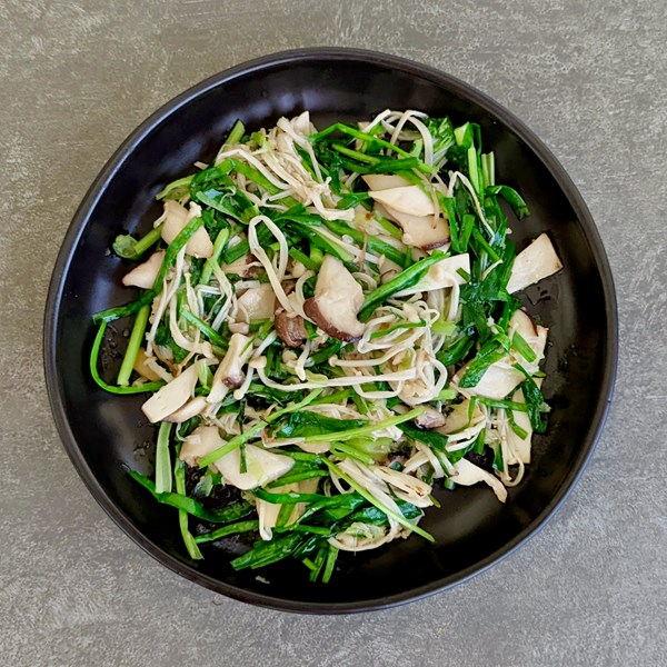 Mushroom & garlic chive stir-fry