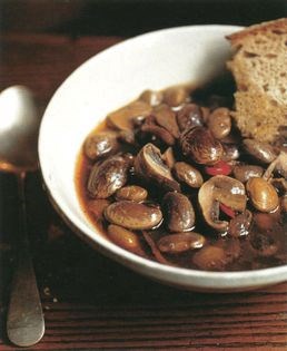 Mushroom and bean soup