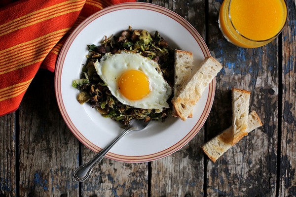 Mushroom and brussels sprout hash