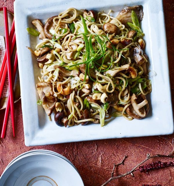 Mushroom and cashew stir-fried noodles