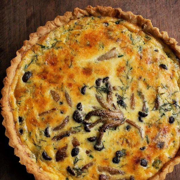 Mushroom and dill tart