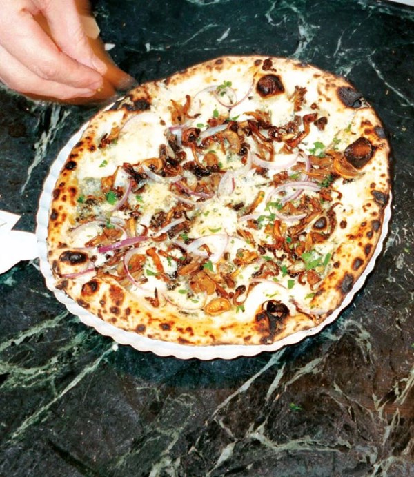 Mushroom and onion pizza