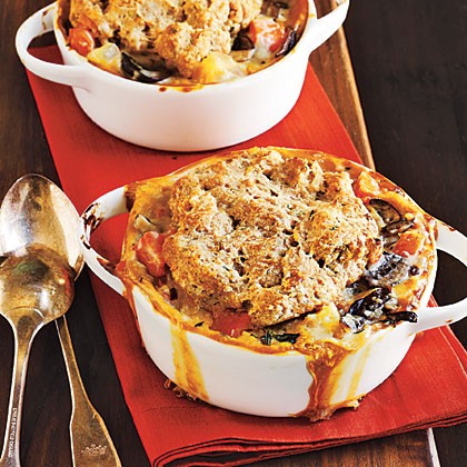 Mushroom and root vegetable potpie
