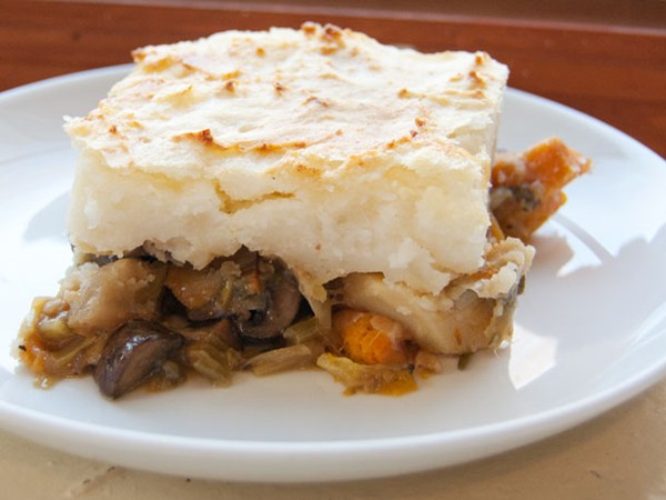 Mushroom and root vegetable shepherd's pie