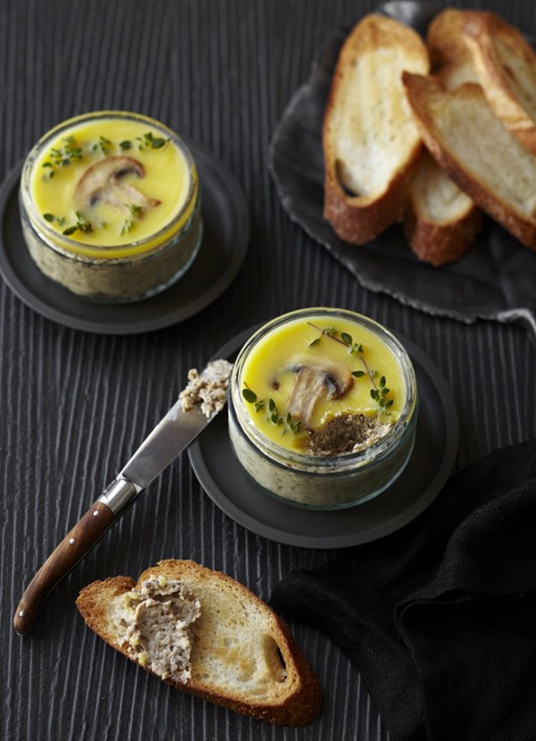 Mushroom and thyme pâté