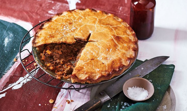 Mushroom, beef and pepper pie