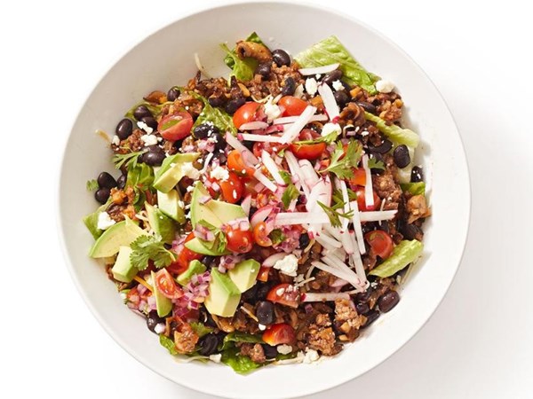 Mushroom-beef taco salad
