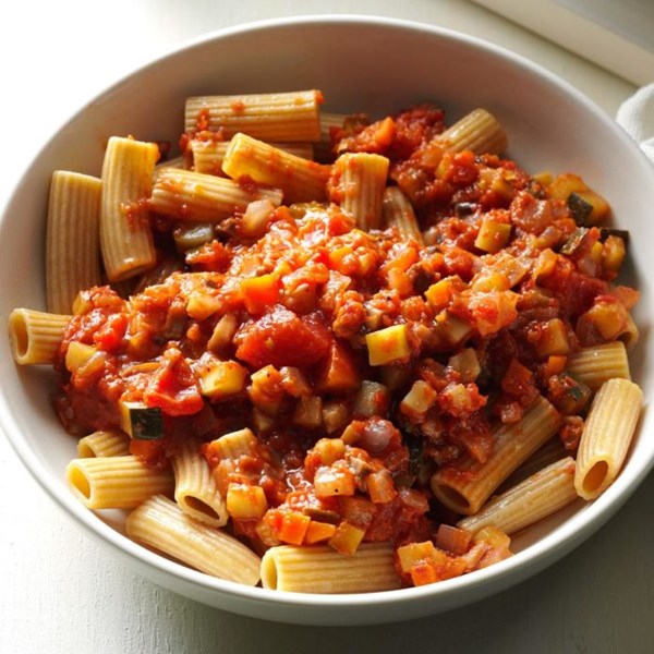Mushroom Bolognese with whole wheat pasta