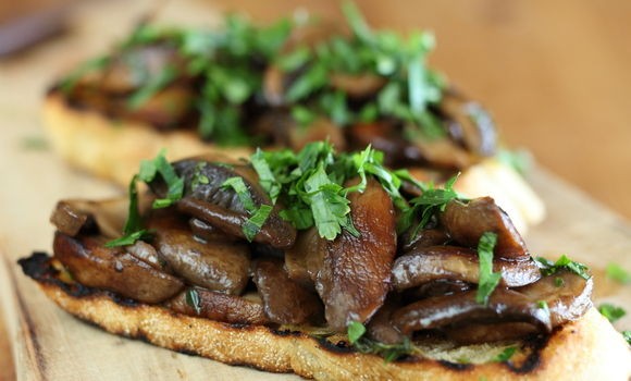Mushroom bruschetta