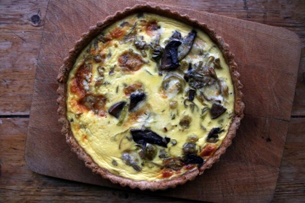 Mushroom, Brussels sprouts and blue cheese quiche