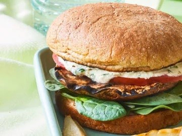 Mushroom burgers with tarragon crema [baked French fries]
